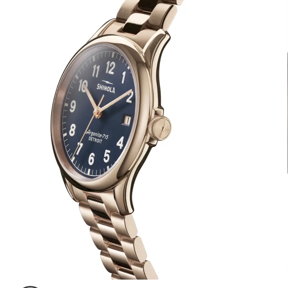 Shinola. The Vinton Bracelet Watch, 38mm. BRAND NEW. Never worn, NWT.